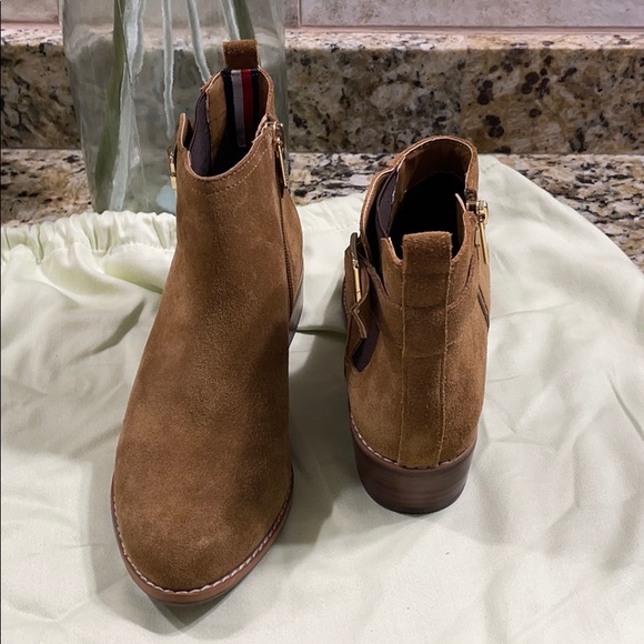 Booties - Picture 5 of 8